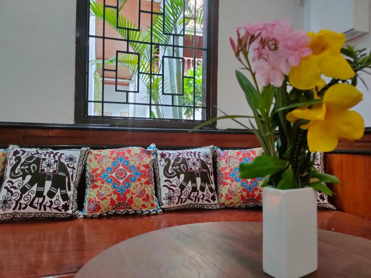 Lotus Corner - Heritage B&B Luang Prabang Eksteriør billede